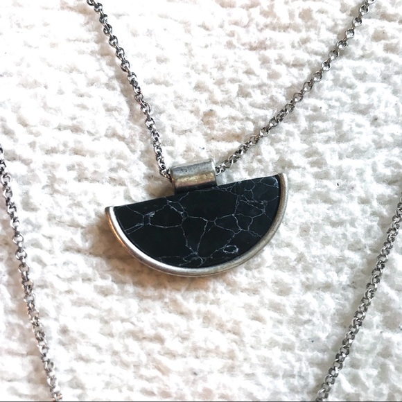 *HP* Navy and Silver Howlite Double Layer Necklace - Picture 3 of 5